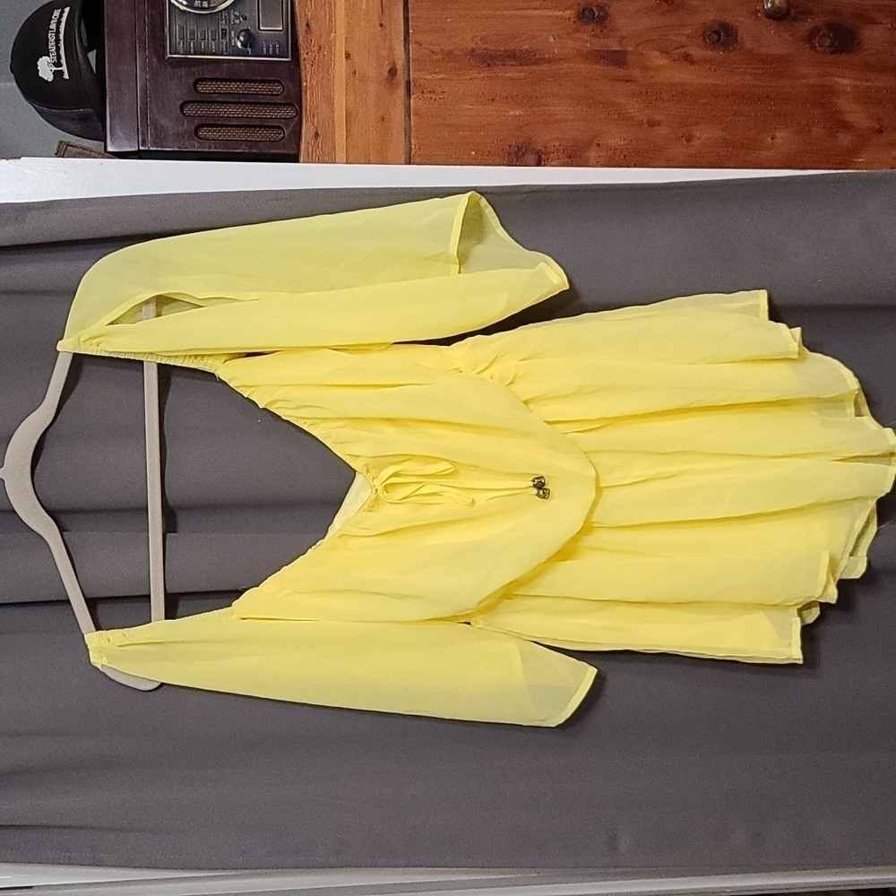 NWT HERS & MINE Yellow Romper Shorts Elastic Beachy Cruise Size L